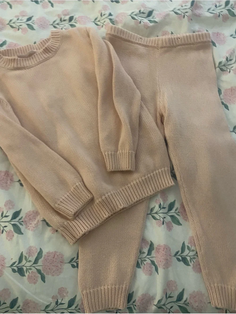 Minnow 5/6t knit set